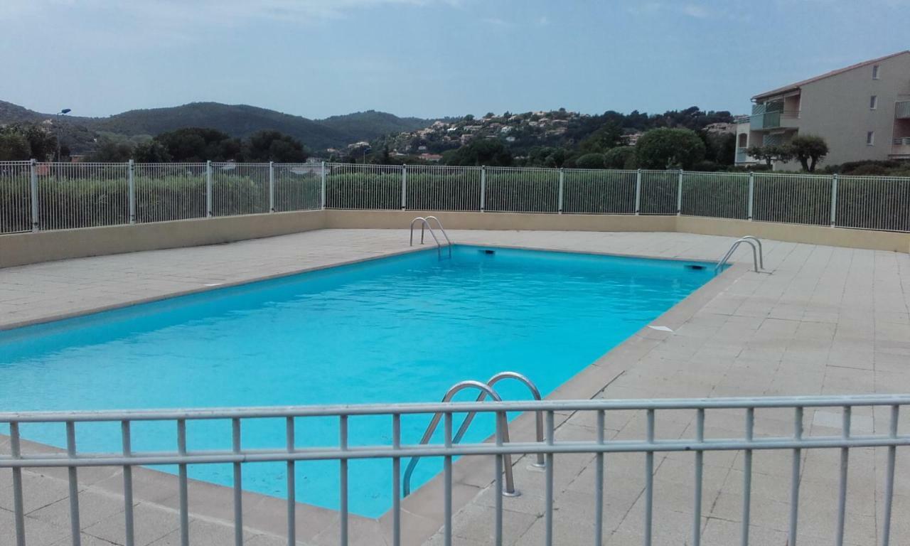 Appartement Vue Mer Piscines Parking Les Coraux Agay Plage Saint-Raphaël 外观 照片